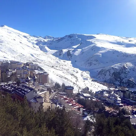 Reino Nevado Hotel