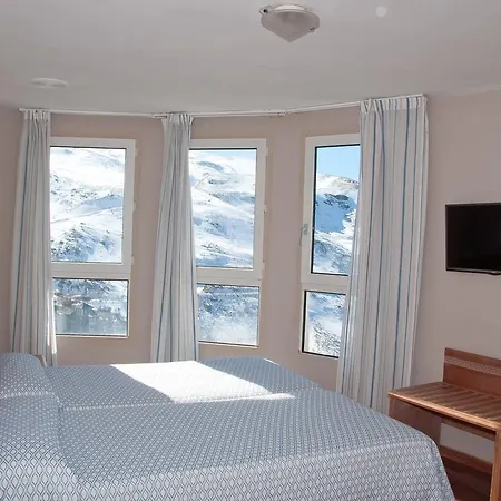 Reino Nevado Hotel 3*